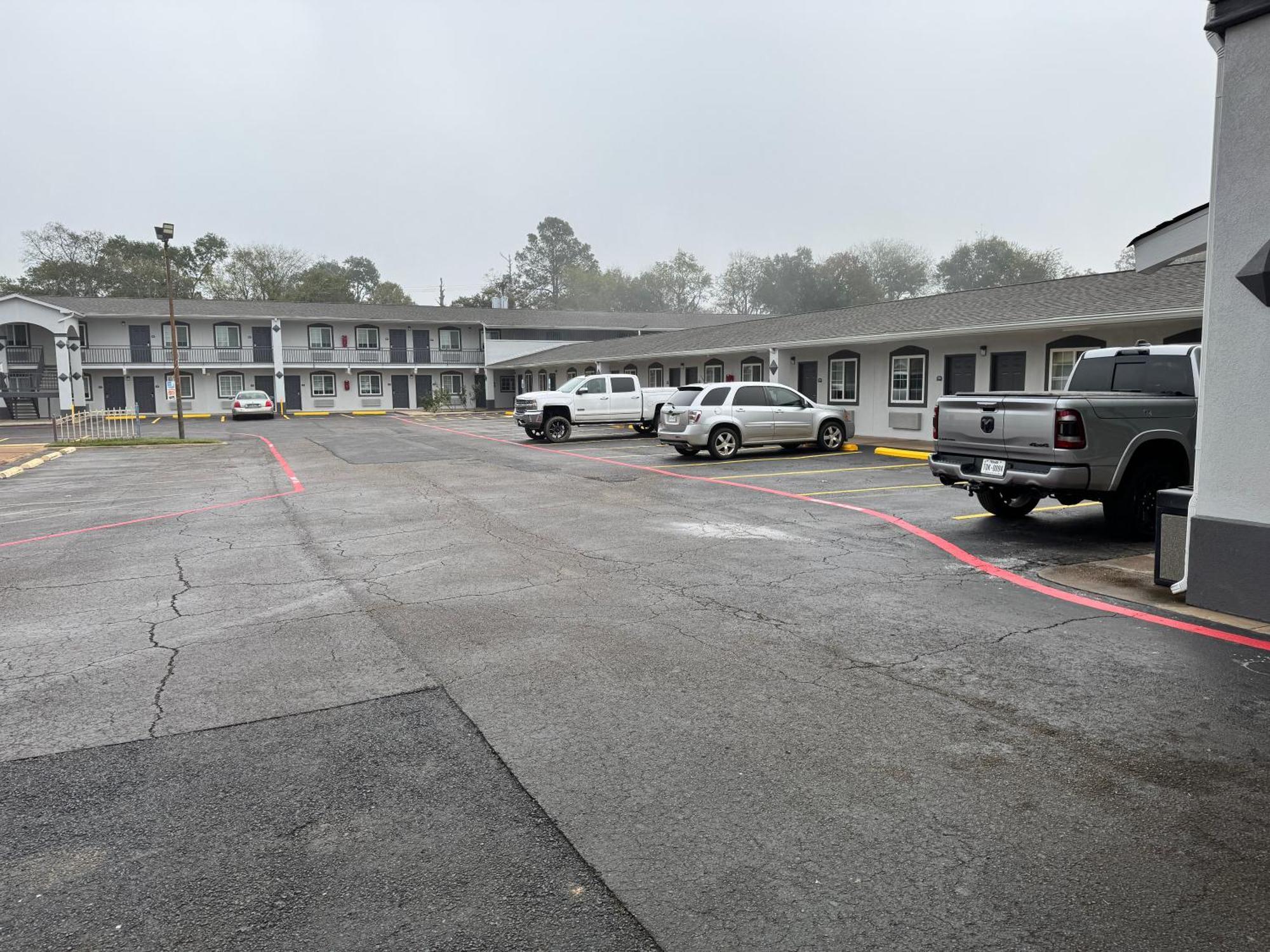 Continental Inn&Suites Nacogdoches Exterior foto
